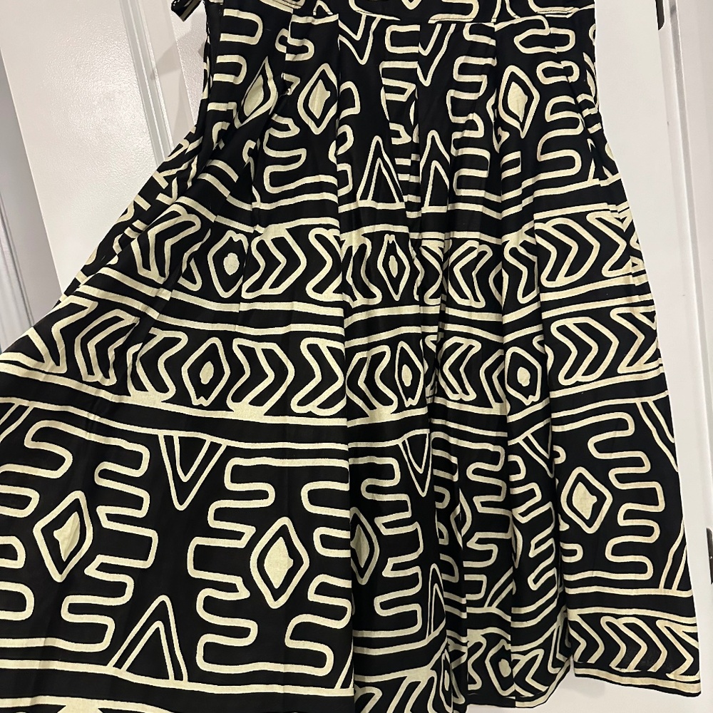 Frances + Benedict black and white medium